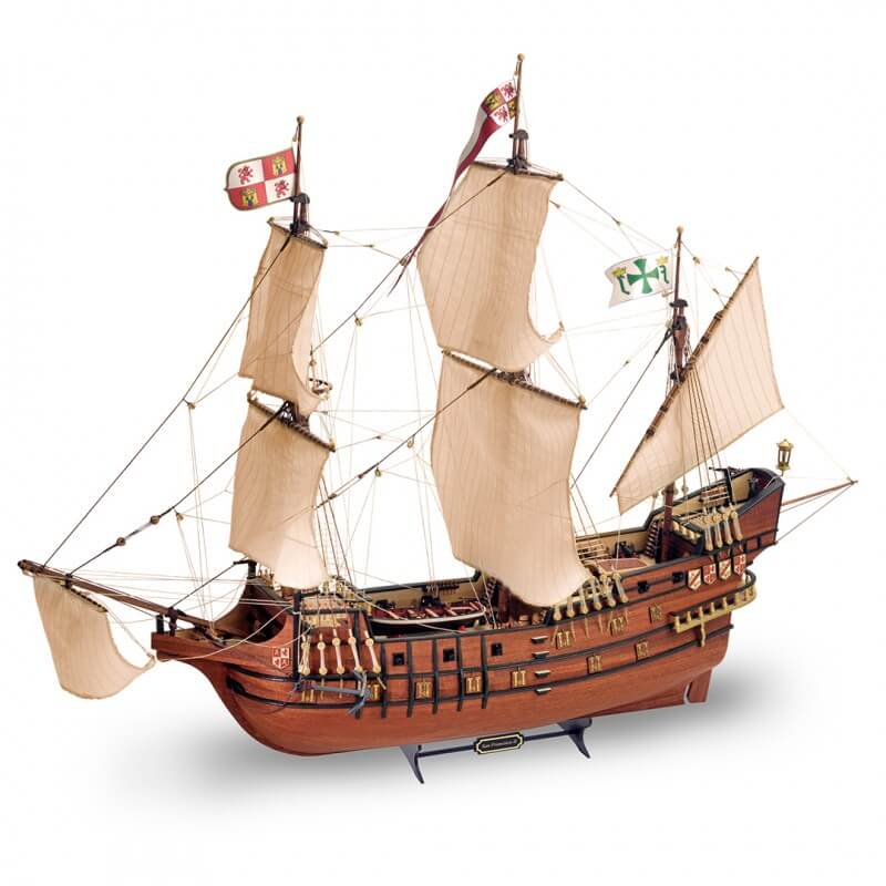 Mô hình thuyền buồm gỗ cho người mệnh Mộc