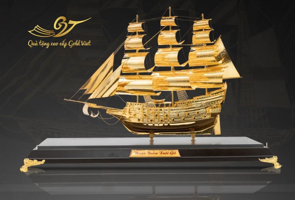 Quà tặng thuyền buồm mạ vàng- Sang Trọng, Đẳng Cấp