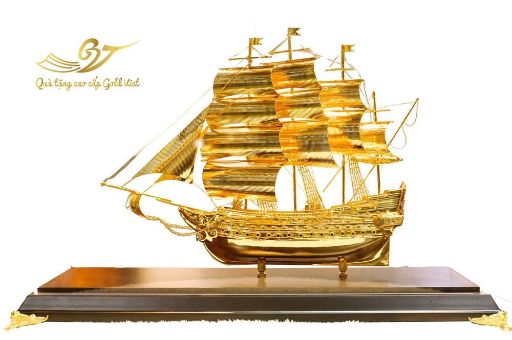 Quà tặng thuyền buồm mạ vàng- Sang Trọng, Đẳng Cấp