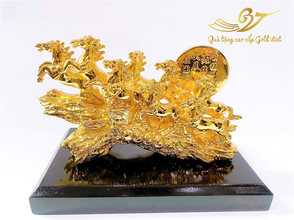 Tượng mã đáo thành công mạ vàng Kích thước 22 cm