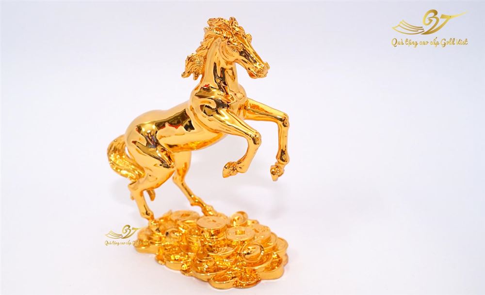 Tượng ngựa phong thủy mạ vàng kiểu 2 (Size lớn) 